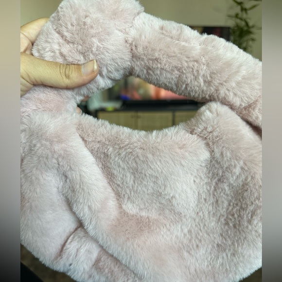 Fuzzy Pink Bag - Picture 3 of 5